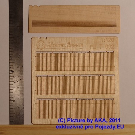 PLT002 - Dřevěný plot - olámané konce prken typ 1 - TT