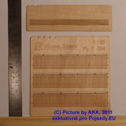 PLT004 - Dřevěný plot - špičaté konce - TT