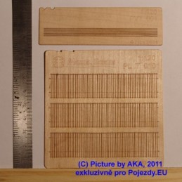 PLT010 - Dřevěný plot - nepravidelná prkna - TT
