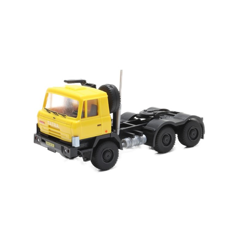 H0 - Tatra 815 tractor yellow KIT 1 pc