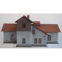 H0 - Výtopna ZvKČ CXXXV/P “Kutná Hora” (stavebnice)
