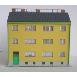 H0 - Družstevní bytový dům (stavebnice)