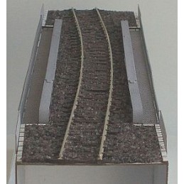 TT - Ocelový svařovaný most s průběžným štěrkovým ložem (stavebnice)
